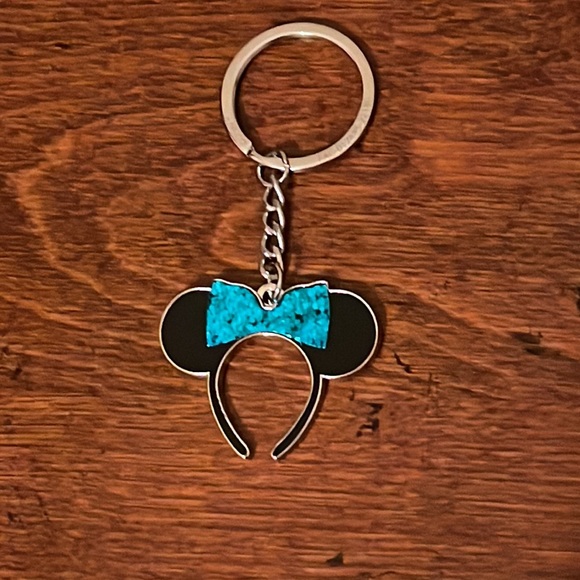 Blue Minnie Ears Keychain! - Picture 2 of 6